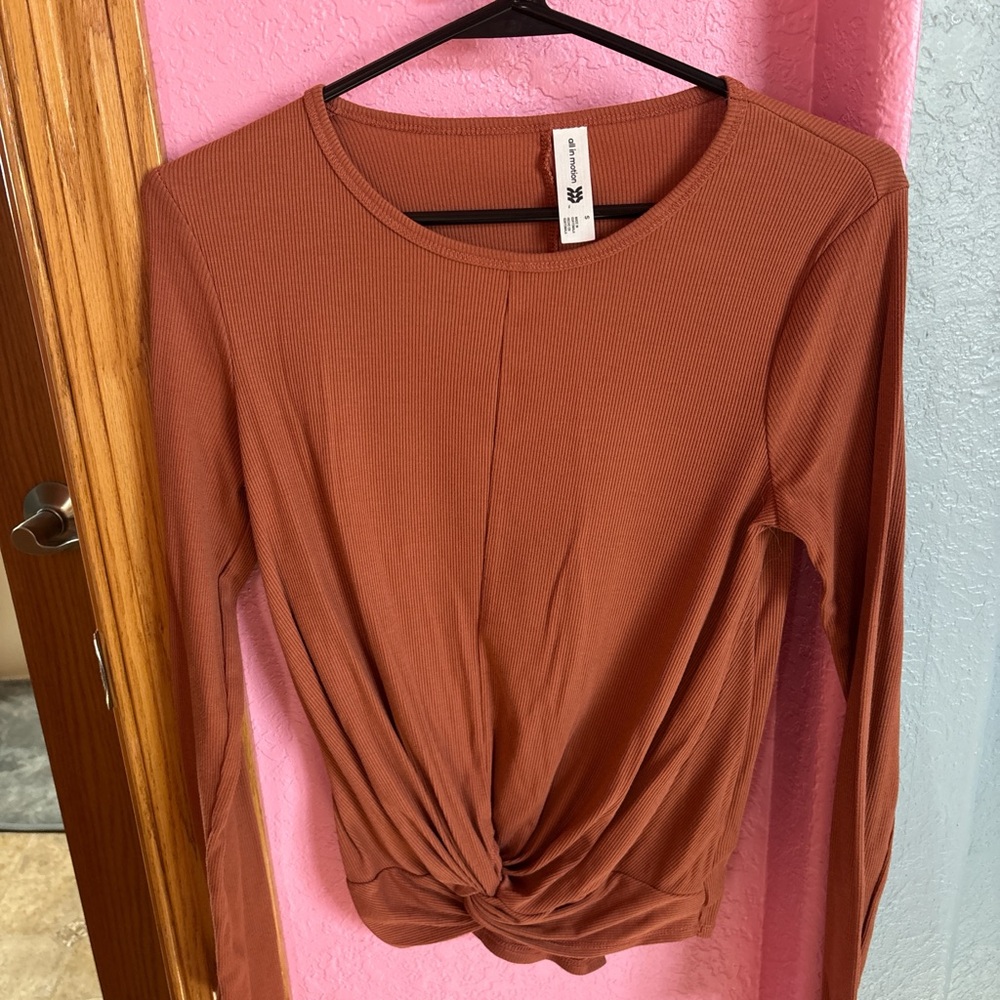 Women's Rust Top with Knot Detail